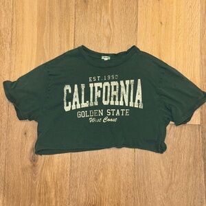 CALIFORNIA GREEN CROPPED TSHIRT